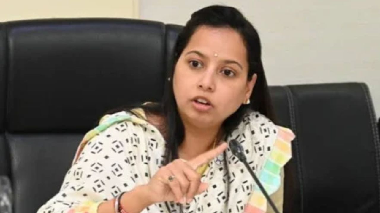 Maharashtra News : प्रत्येक बालकाला कुटुंबाचा आधार मिळावा; महाराष्ट्र शासन प्रयत्नशील – आदिती तटकरे