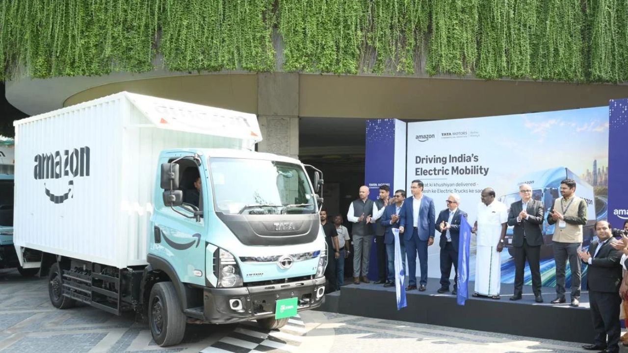 Amazon EV Fleet : अॅमेझॉनच्या ताफ्यात टाटा मोटर्सचे 3 हजार इलेक्ट्रिक ट्रक्स; ई-कॉमर्स क्षेत्रातील मोठी हरित मोहीम