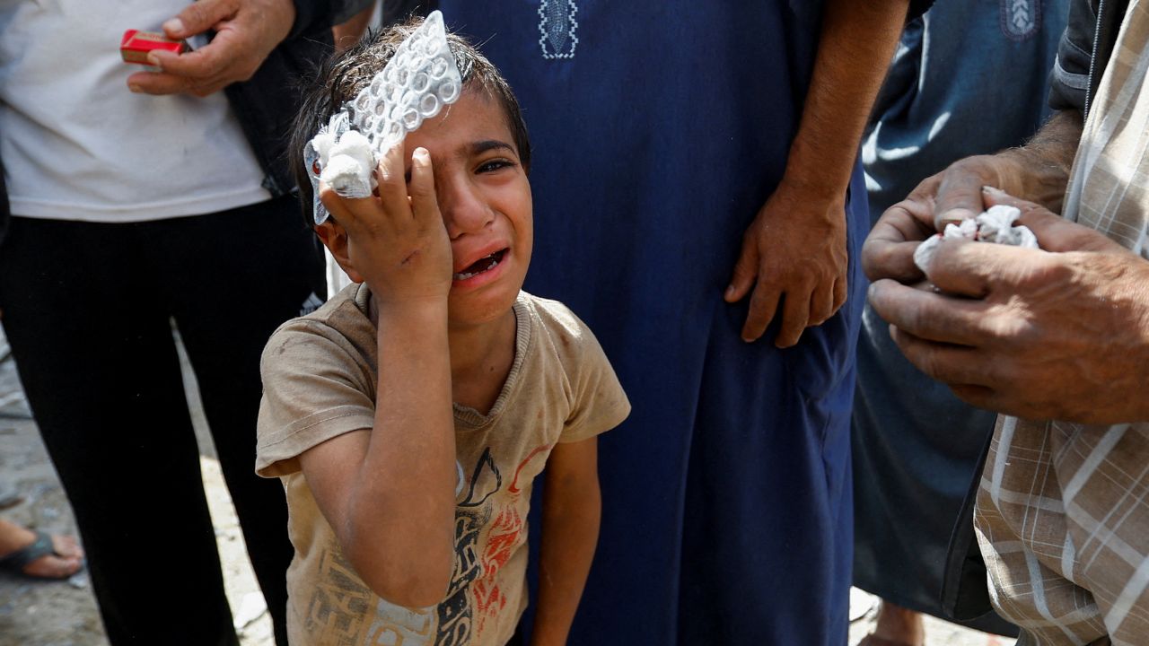 Gaza News : धक्कादायक ;गाझामध्ये इस्रायली गोळीबारात आठ वर्षांच्या चिमुरडीचा मृत्यू