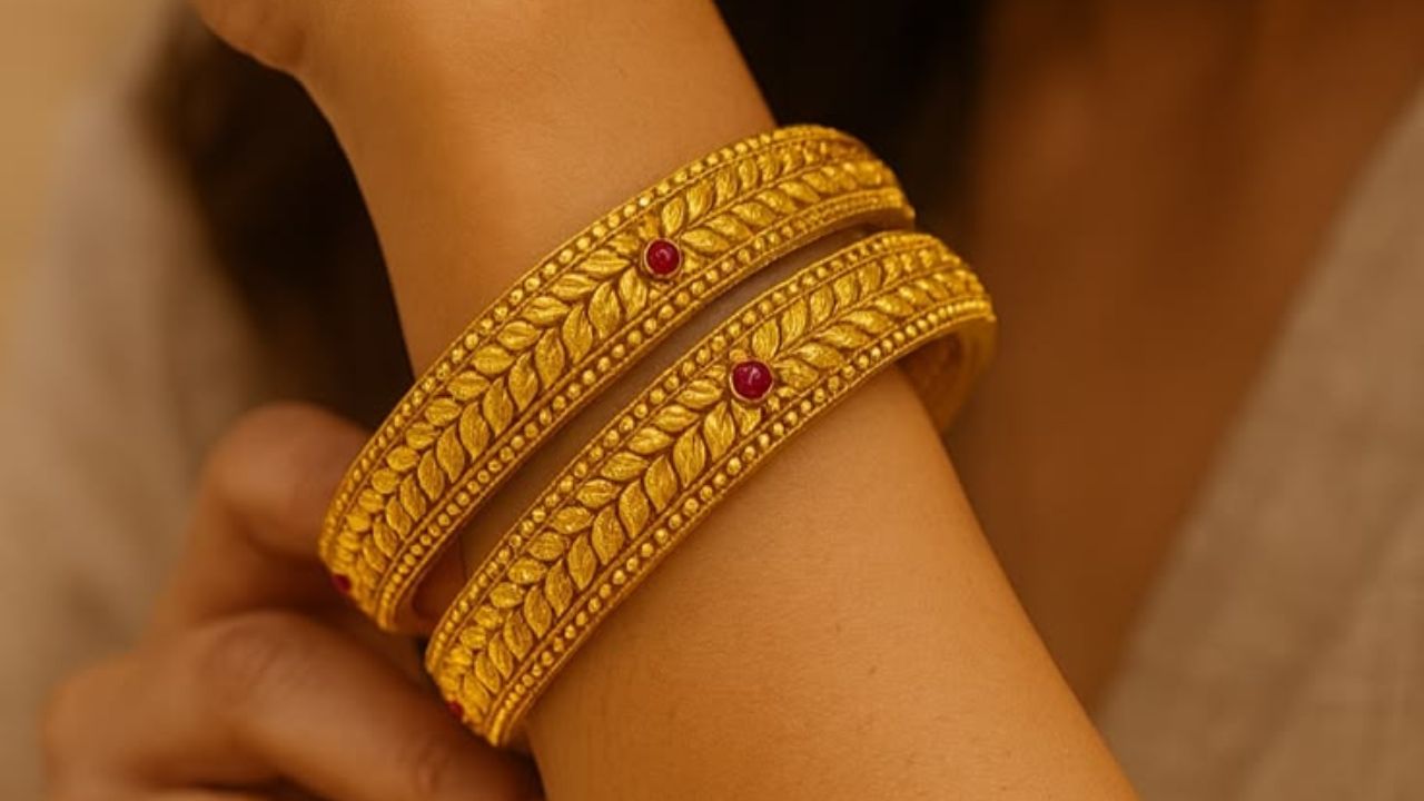 Todays Gold-Silver Price: 5 हजारांनी घसरले चांदीचे दर, सोन्याच्या भावातही मोठा बदल! मुंबई, दिल्लीसह जाणून घ्या तुमच्या शहरातील दर