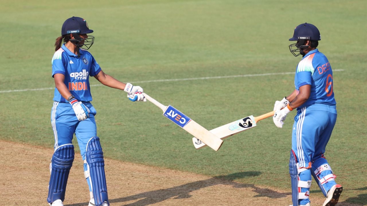 IND W vs ZIM W Live: भारताच्या वाघिणींची डरकाळी! हरमनप्रीत-दिप्तीचा वादळी शतकी धमाका; झिम्बाब्वेसमोर ३२९ धावांचं आव्हान