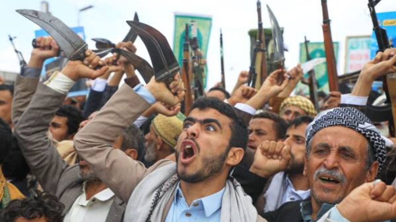 Yemen News : येमेनमध्ये हुथी बंडखोरांविरोधात मोठी लष्करी मोहीम; संघर्ष तीव्र, मध्यपूर्वेच्या सुरक्षेला धोका