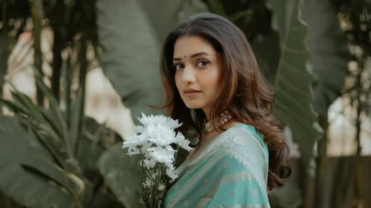 Hruta Durgule: ‘गरोदर राहिले, बाळ झाल्यावरही टीका होईल’; लग्न आणि वजन वाढीच्या ट्रोलिंगवर हृता दुर्गुळे स्पष्टच बोलली