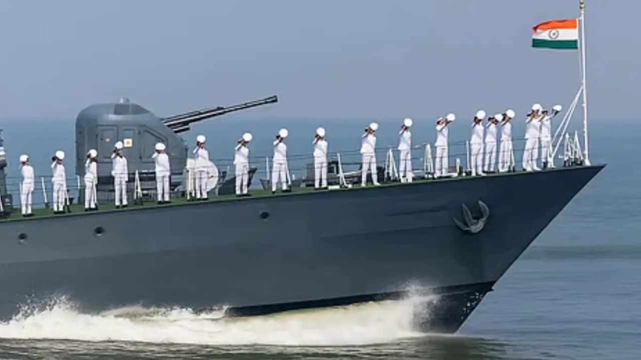 Indian Coast Guard Recruitment 2026: संरक्षण क्षेत्रात करिअर करण्याची मोठी संधी! ‘या’ पदांसाठी ६ ऑक्टोबरपासून अर्ज सुरू