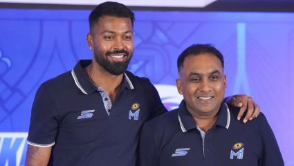 IPL 2027 आधी मुंबई इंडियन्समध्ये मोठा भूकंप! आयपीएलचे विजेतेपदं जिंकून देणाऱ्या ‘या’ दिग्गजाने सोडली साथ