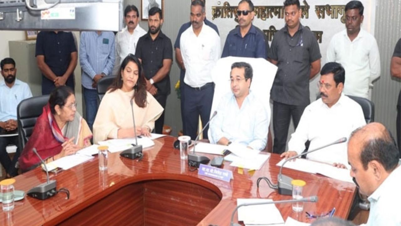 Washim News: मत्स्य व्यावसायिकांना मदत देणार, मंत्री नीतेश राणे यांचे प्रतिपादन; दुष्काळाच्या पार्श्वभूमीवर आढावा