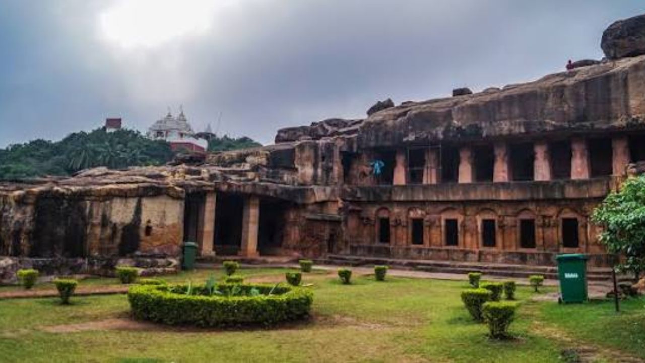 Travel News : UNESCO च्या जागतिक वारसा स्थळांच्या यादीत भारताच्या 4 ठिकाणांचा समावेश!