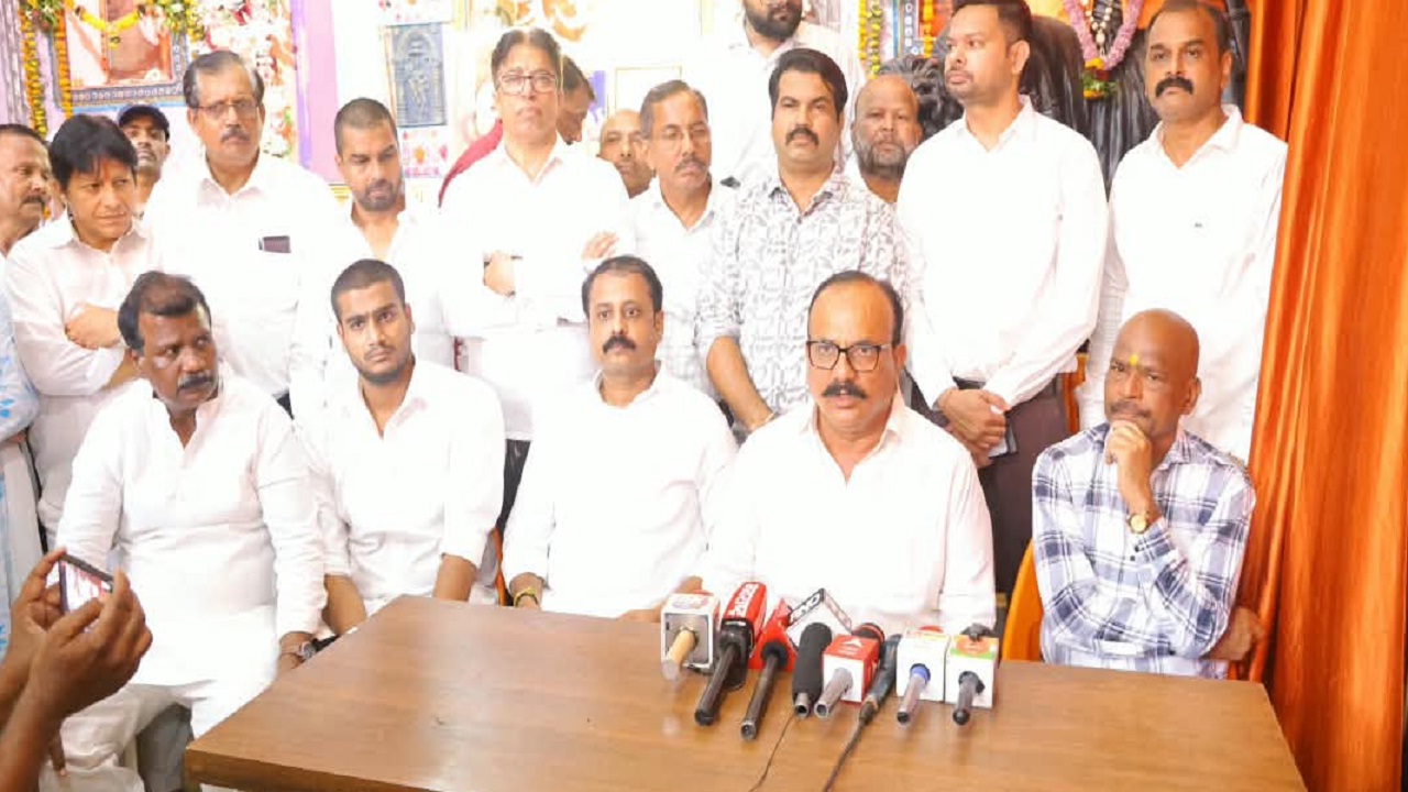 Purnekar Murder Case : पूर्णेकर हत्याकांडाच्या तपासावर सपकाळांचे प्रश्नचिन्ह; सरकारकडे केली ‘ही’ मोठी मागणी