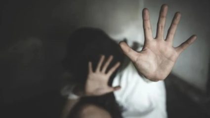 चिमुरडीच्या हातापायांवर सिगारेटचे चटके, डोक्याचे केसही कापले; आरोपी वडिलांना अटक