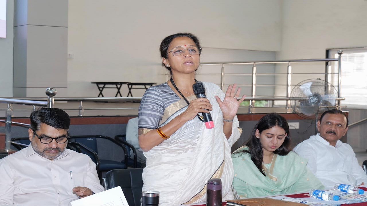 संविधानाने दिलेला अधिकार धोक्यात, ‘महायुती’ सरकारला हद्दपार करण्याची वेळ; खासदार सुप्रिया सुळे यांचा घणाघात
