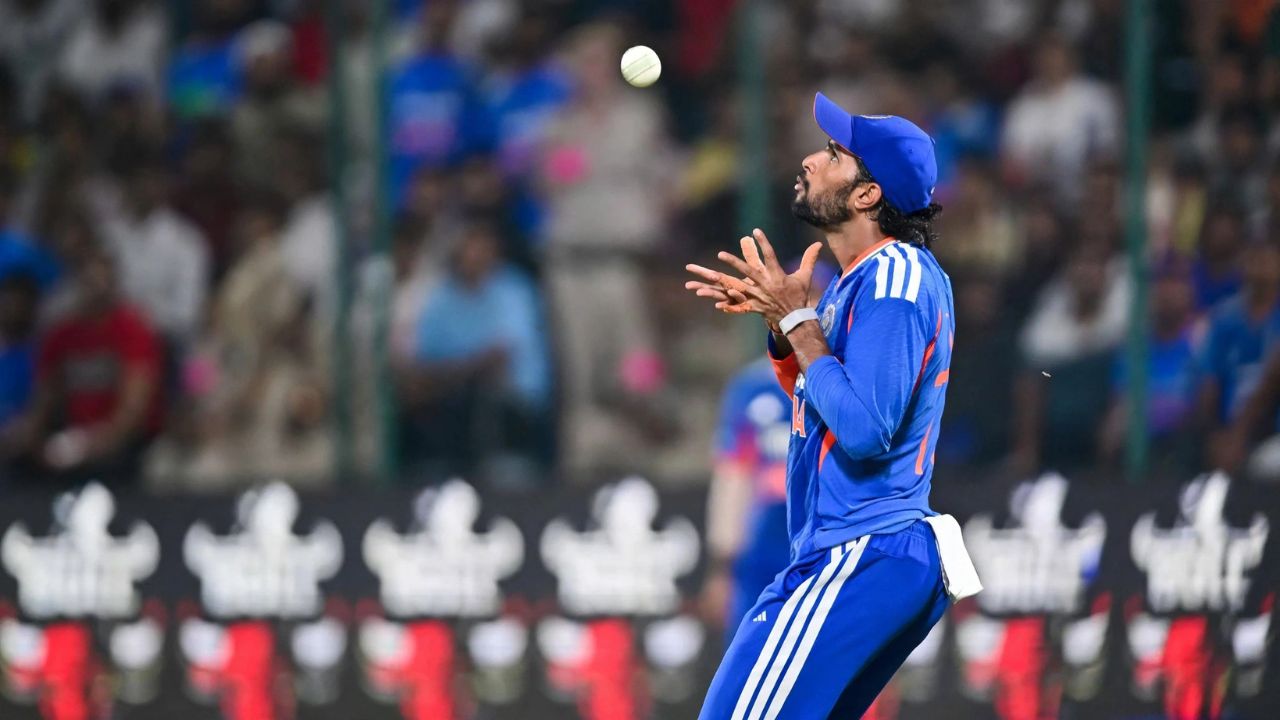 IND vs NZ: बॅटिंगमध्ये वादळ, फिल्डिंगमध्ये सुपरमॅन! Tilak Varma चा मैदानात ‘डबल धमाका’; T20I क्रिकेटमध्ये केला ‘हा’ वर्ल्ड रेकॉर्ड