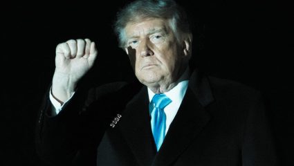 America Breaking :ट्रम्प यांच्या जाहिरातींवर सरकारी पैसा; दोन्ही पक्षांचा विरोध होताच घेतला मोठा निर्णय