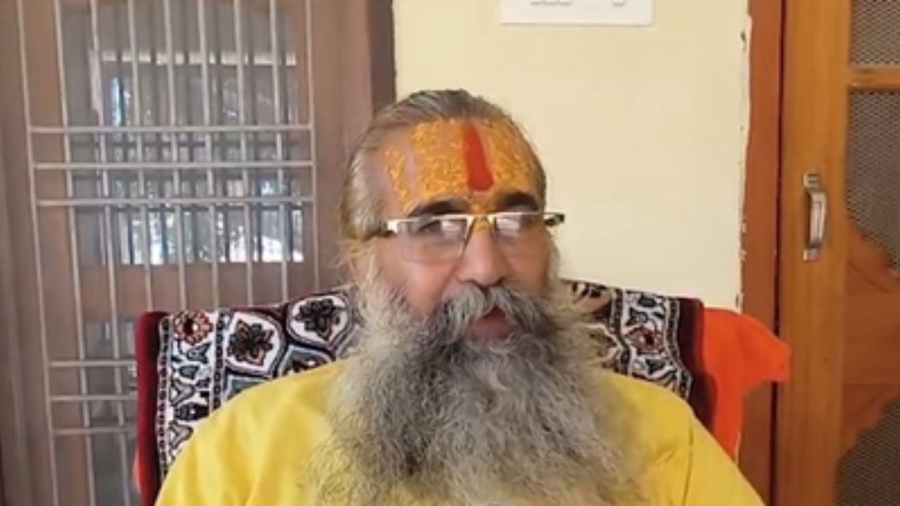 Ram Mandir  : राम मंदिरातील कर्मचाऱ्यांचा ड्रेस कोड ठरला, दिनेंद्र दासांचाही पाठिंबा